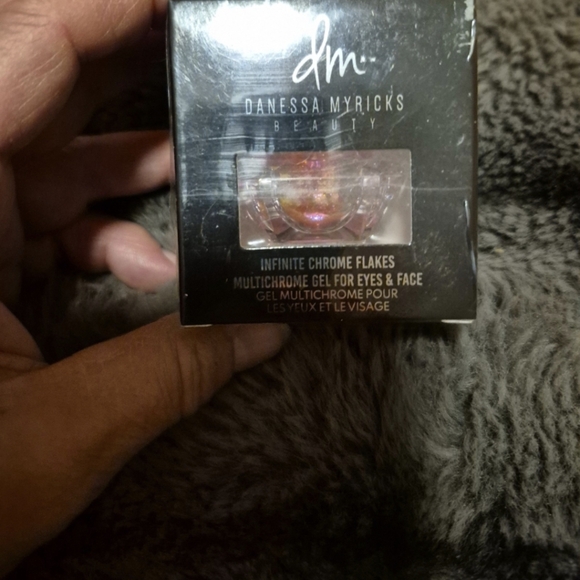 DYNESSA MYRICKS INFINITE CHROME FLAKES STARBURST - Picture 2 of 3